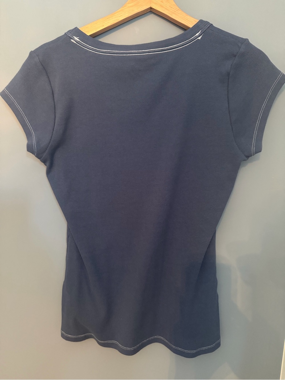 Pilcro Ribbed Scoop-Neck Tee in Slate Blue - Picture 4 of 5